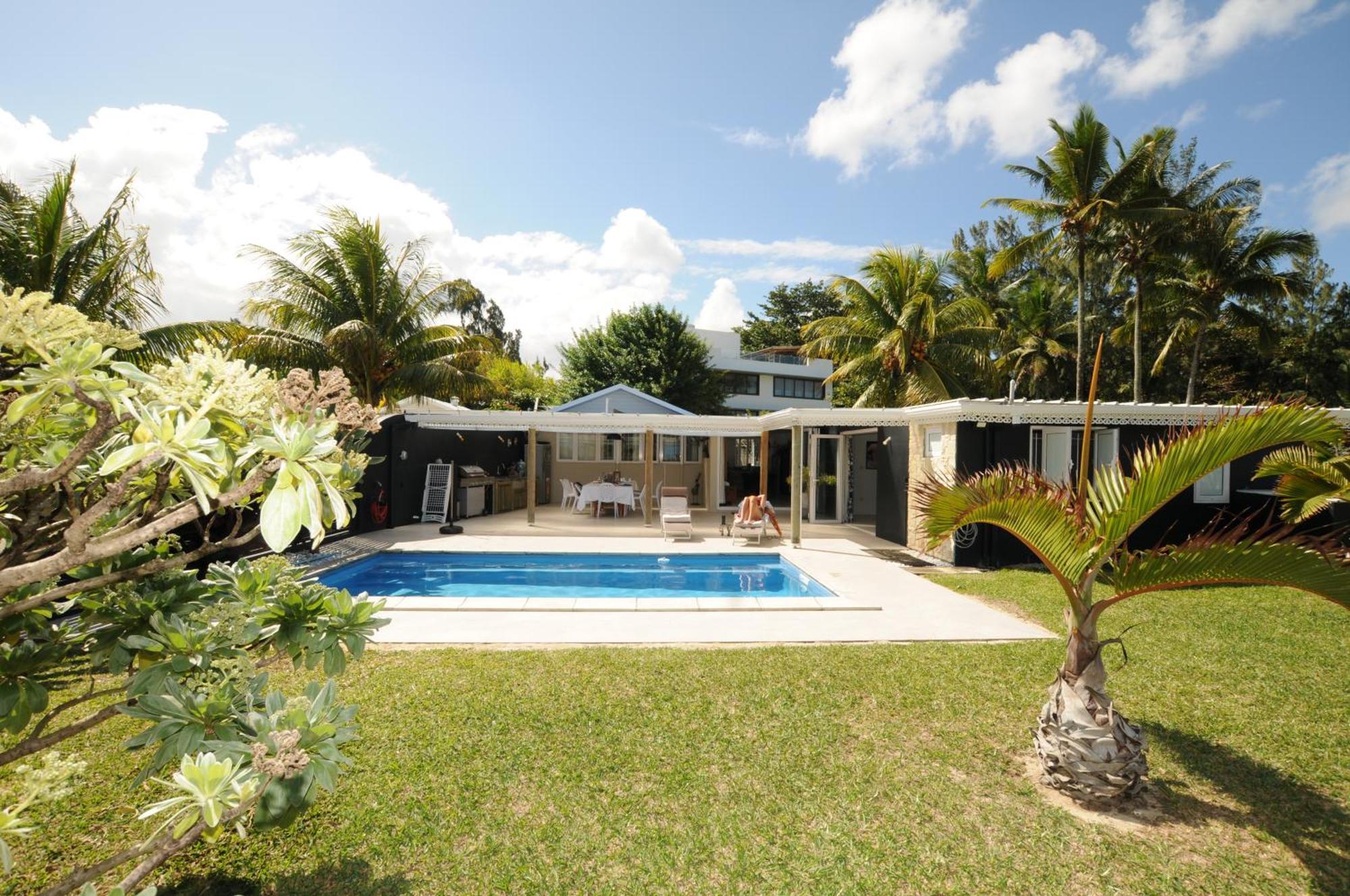 Chalet Kestrel With Pool On The Beach Riambel Exterior foto